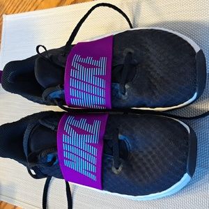 Nike Renew In-Season TR 9 Women’s Size 6 Black Purple Running Shoes/Sneakers